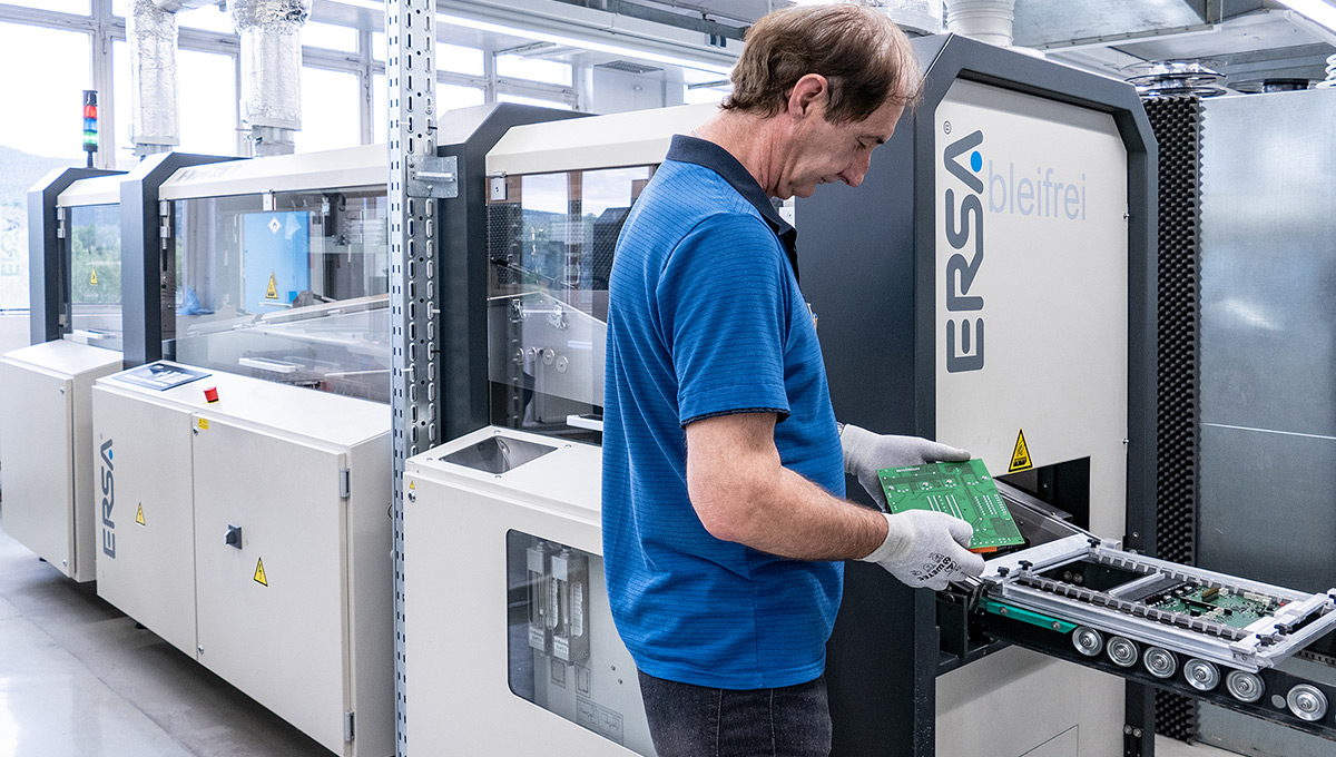 Trough-hole technology